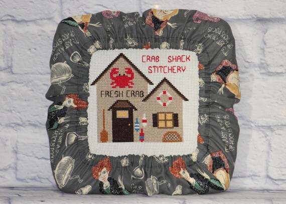 Hocus Pocus Witches Grime Guard Q-Snap, Nurge, Round Hoop Cover For Cross Stitch, Needlework