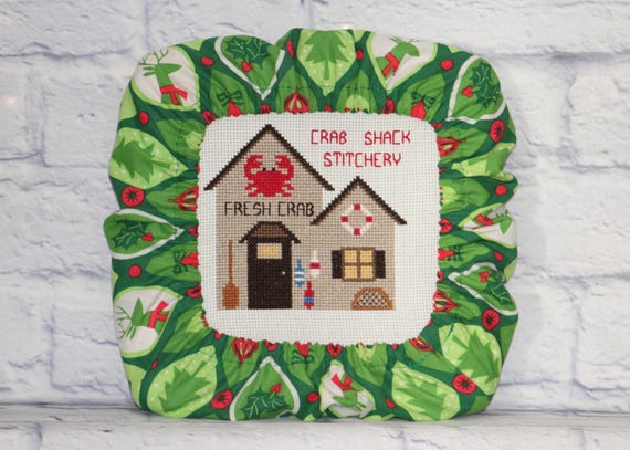 Christmas Grime Guard Q-Snap, Nurge or Round Hoop Cover For Cross Stitch and Needlework