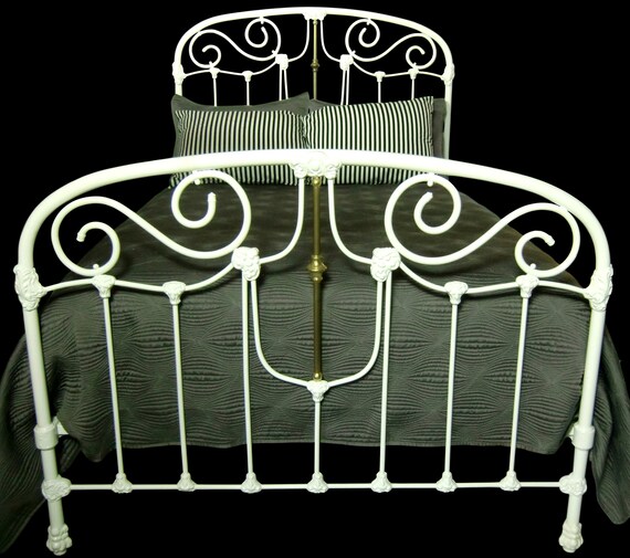 Full Antique Cast Iron And Brass Bed Cast Iron Bed Antique Etsy