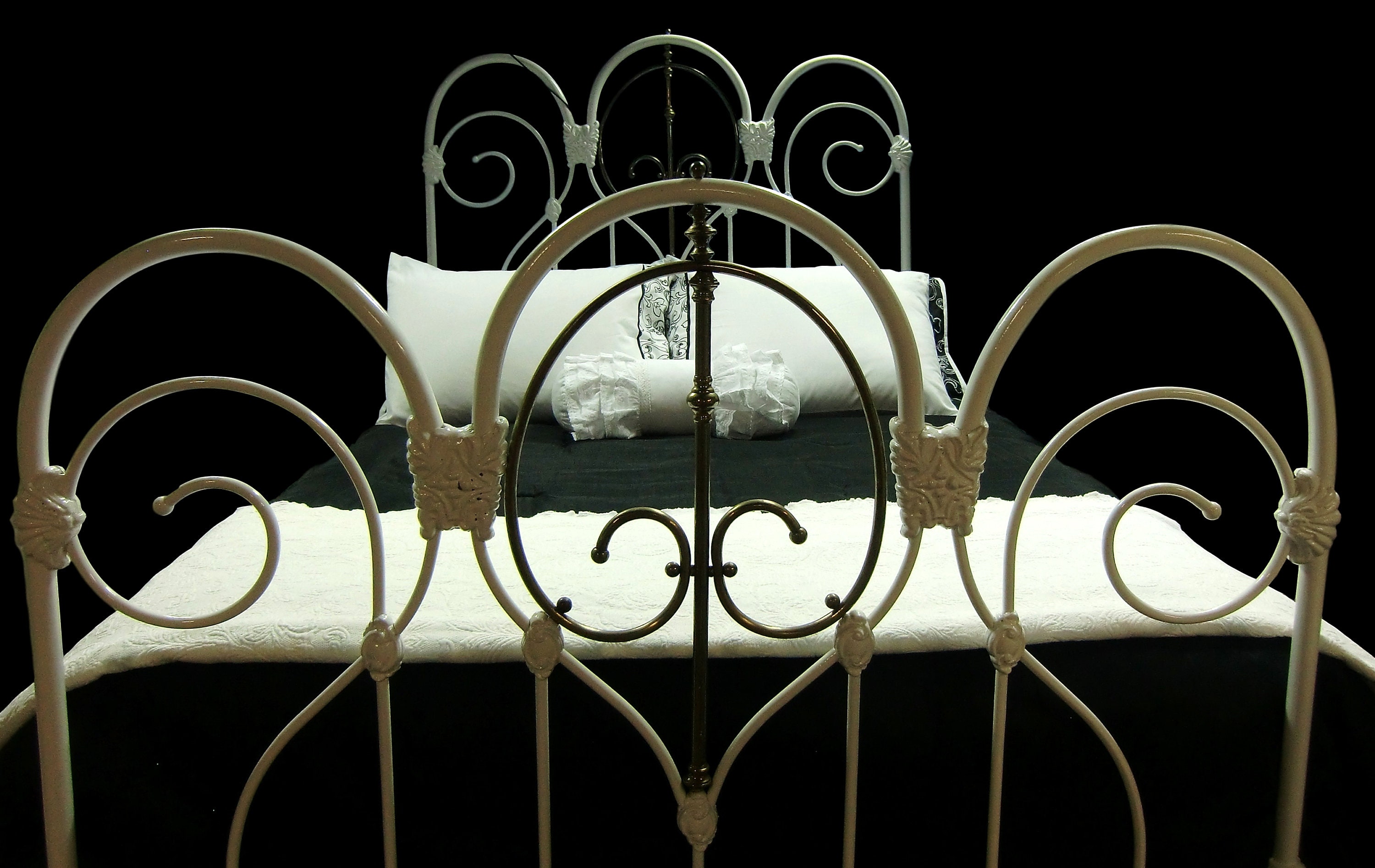 Full Antique Cast Iron and Brass Bed Frame, Antique Wrought Iron Bed