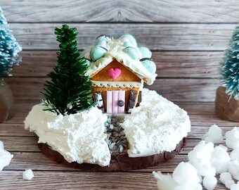 Miniature marzipan house, gingerbread house, polymer clay Christmas decoration, miniature scenery