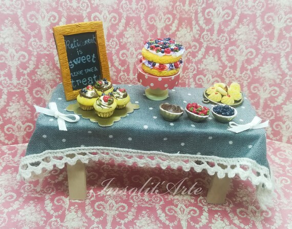 dolls house cake