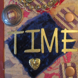 Preço reduzido - Time Junk Journal - Feito com cartões comemorativos