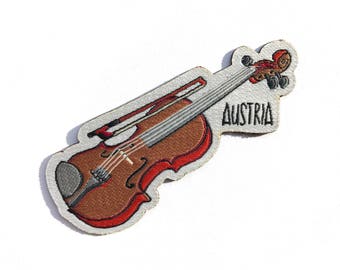 Travel patch: Austria (Violin)