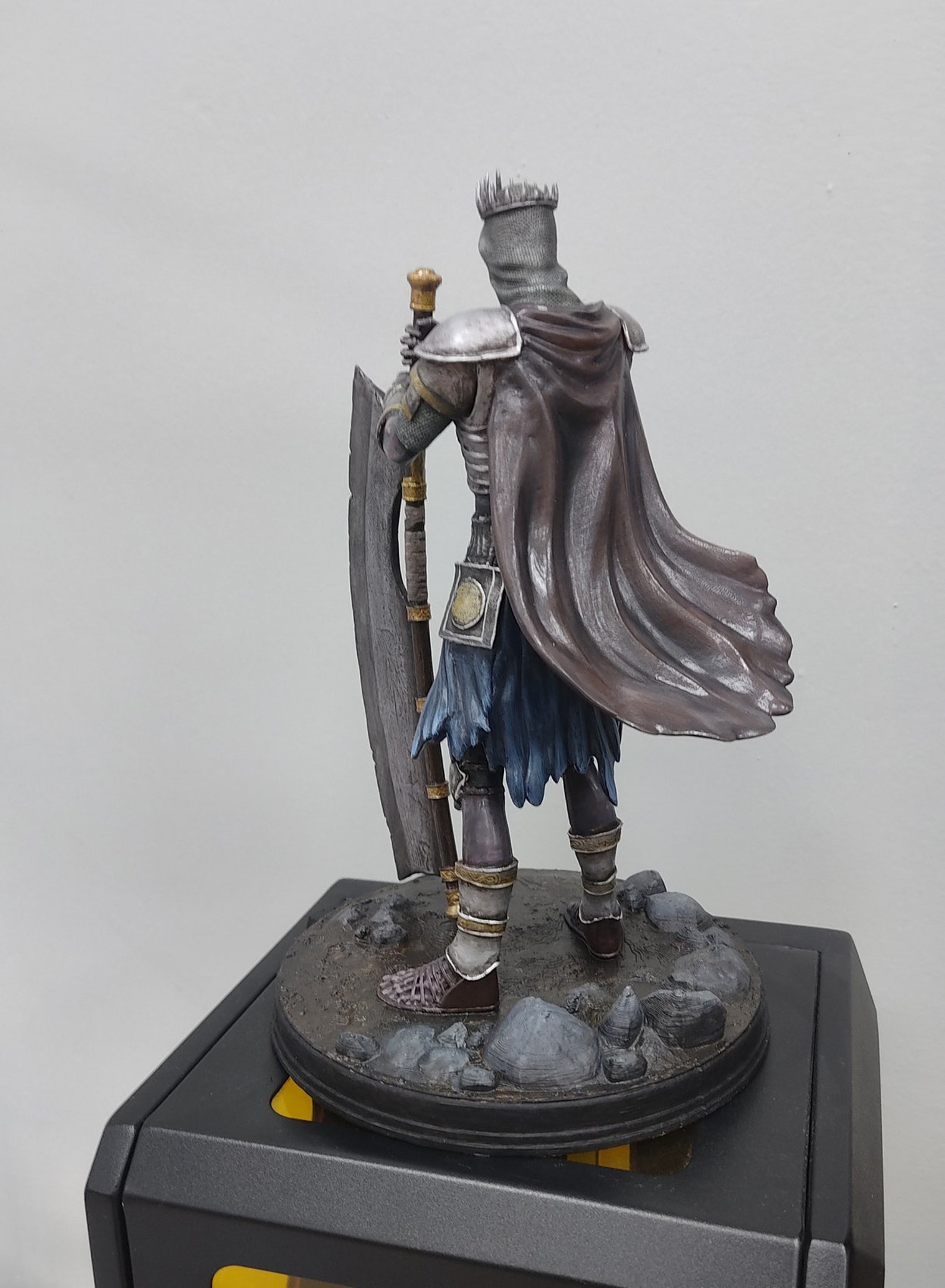 Yhorm the Giant statue Lord Cinder figurine Dark Souls 3 | Etsy