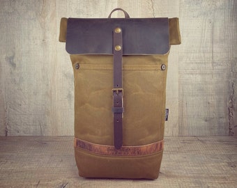 Convertible backpack made of waxed canvas and leather, waterproof canvas bicycle bag, versatile small backpack for work