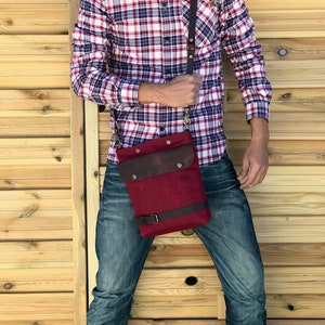 Slim style canvas messenger for every day, small unisex waxed canvas messenger