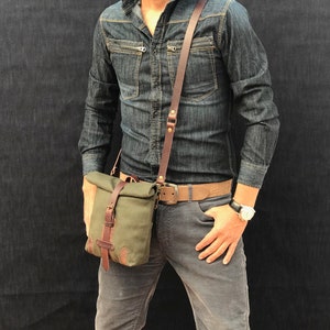 Waxed canvas messenger specially designed for bicycle, small bicycle saddlebag