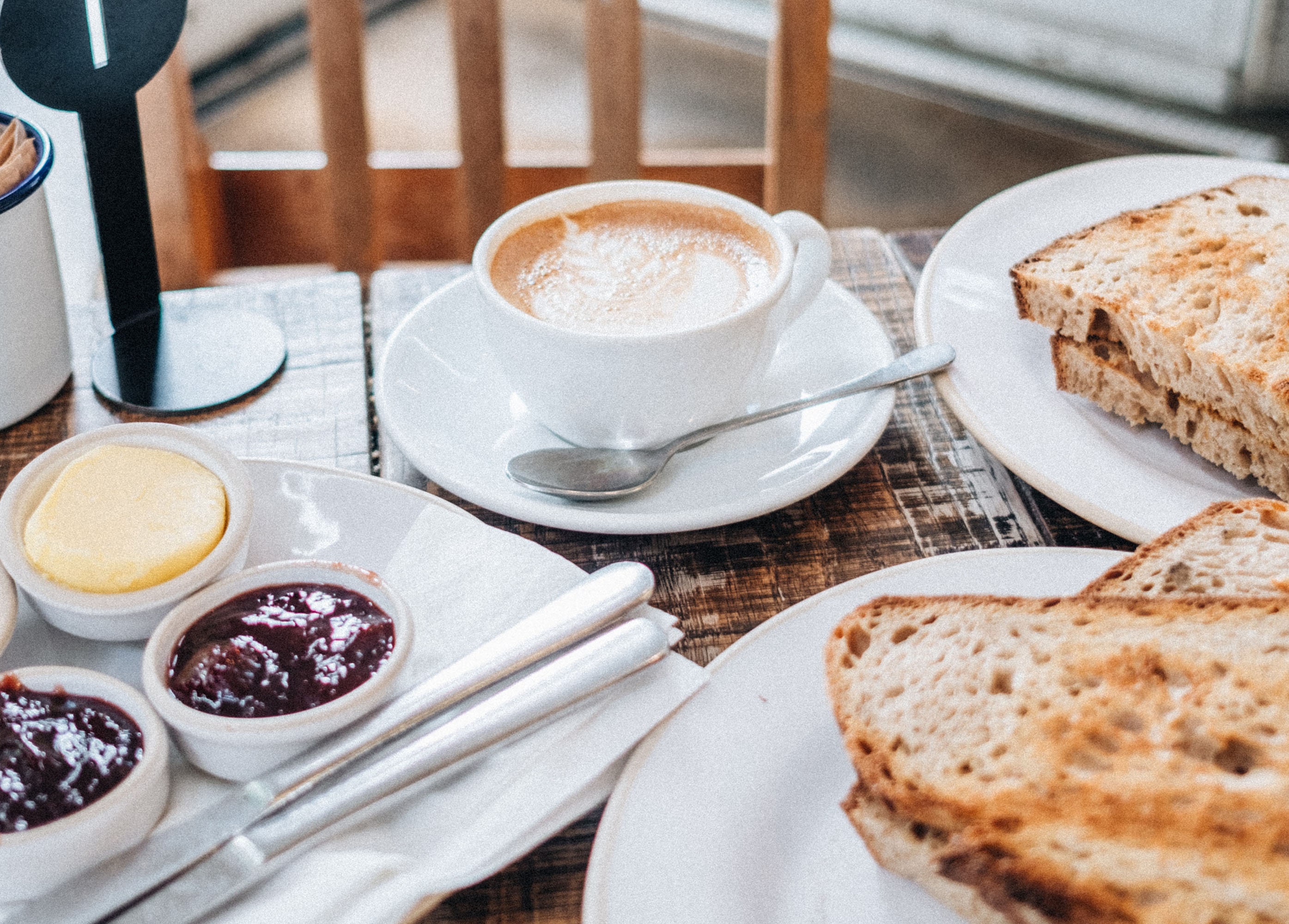 P'tit Dej - Assortiment de 3 Bougies Artisanales Parfumées à La Cire Soja Naturelle Café Crème, Pain