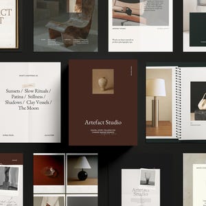 Puede incluir: Una colecci&oacute;n de muestras de dise&ntilde;o y fotograf&iacute;a, que incluye una portada de libro con el texto "Artefact Studio" y "Digital Storytelling for Emerging Brands". Otras p&aacute;ginas presentan texto, una silla, una l&aacute;mpara y un jarr&oacute;n.