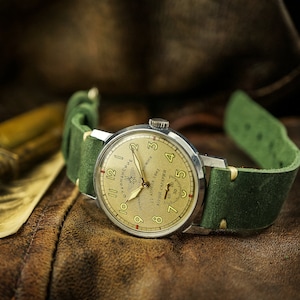 Vintage watch, &quot;SHTURMANSKIE GAGARIN&#39;&#39;, Mens watch green strap, USSR watch, watch 80s