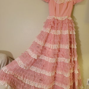 Vintage Nadine Prom Formal Bridesmaid Dress Pink with Lace Size 3 JUNIOR Circa Late 1960s Made in USA