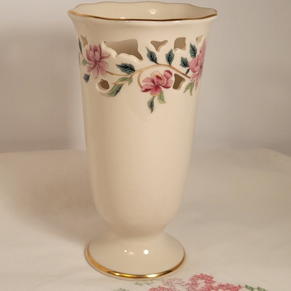 Vintage Lenox Barrington Collection Vase Discontinued Piece Grannycore Made in USA 1980s