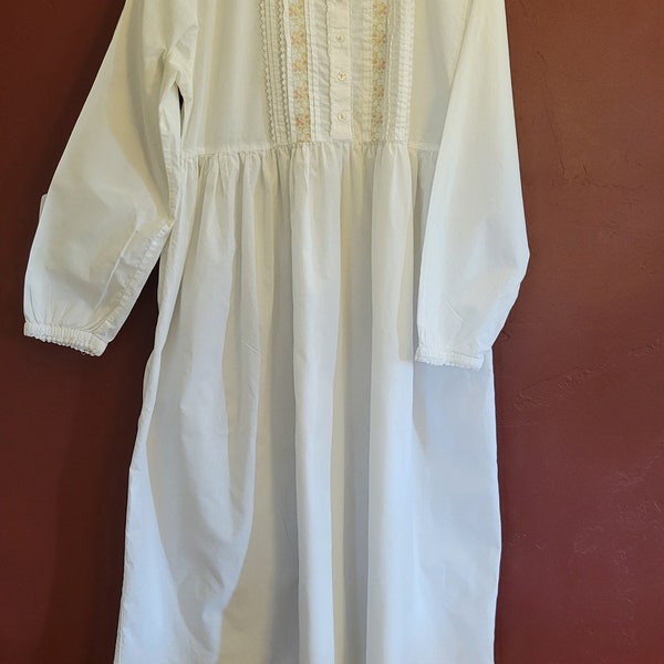 Vintage Victoria's Secret Country Authentic 100% Cotton Babydoll Nightgown Grannycore Size Small 1980s