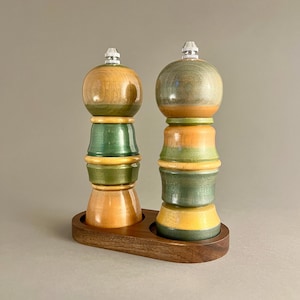 Wooden Salt and Pepper Grinder,   Pepper Grinder, Salt Grinder, Kitchen Decor, Colorful Pepper Mill