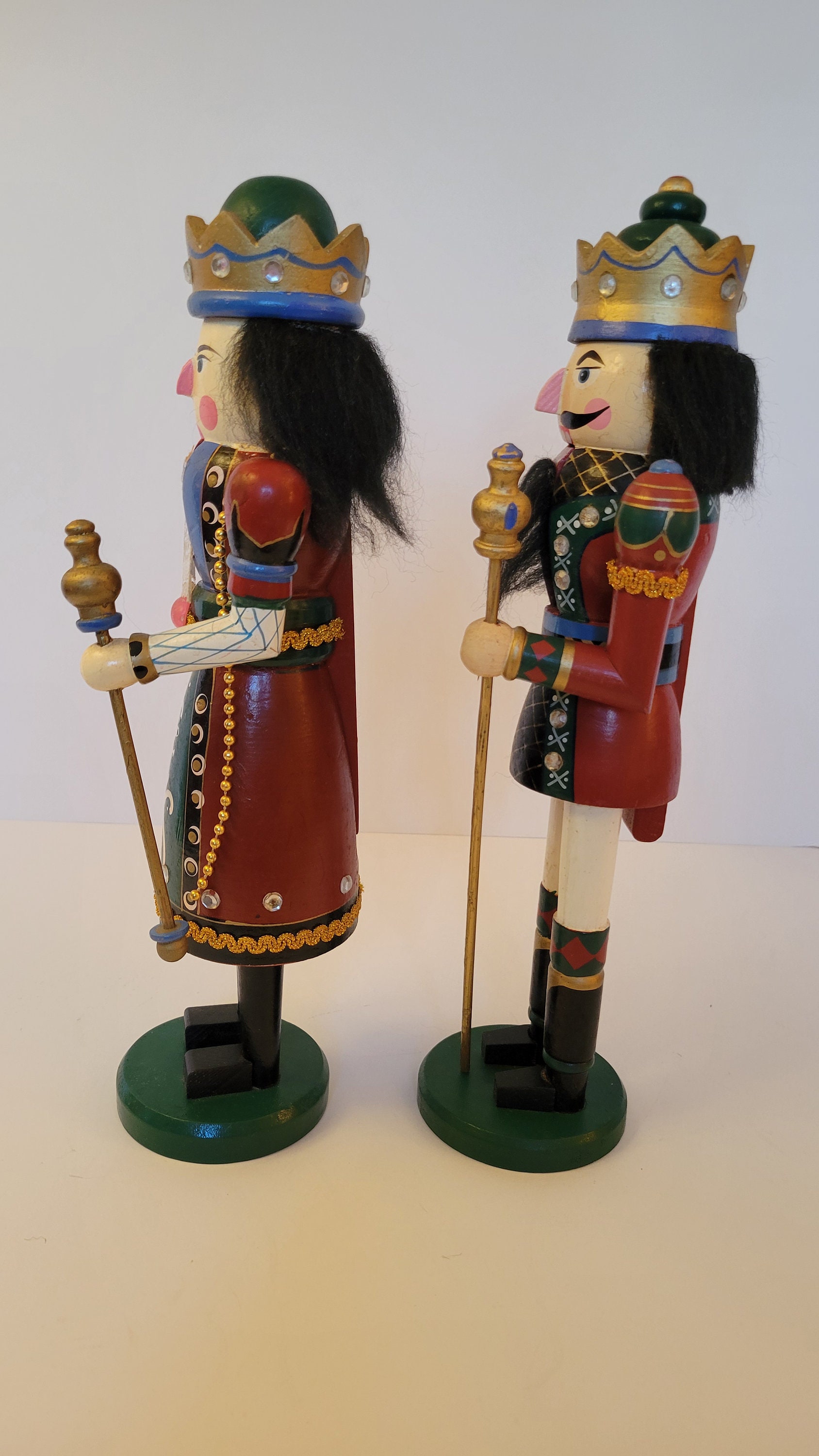 1980's Terry's Village King and Queen Wooden Nutcracker Set Etsy