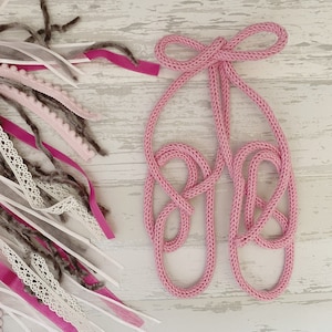 Knitted wire ballet shows, tricotin wall decor, French Knitting Decor