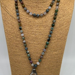 Fashion 8mm semi precious stone long knot green agate crystal Pendant Necklace woman jewelry collection alloy