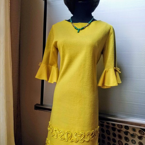 Vintage Woman’s dress, 1960s Gold Chumley, Charles F Berg Design, Women’s Fashion