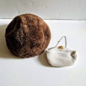 Vintage Hat, Light brown fur hat, Lined hat, Women’s fashion, Vogue winter hat, Retro Fashion, Fur style, Mid Century fur hat