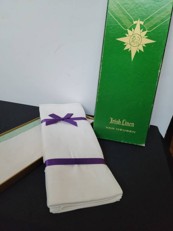 Box set of 3 Handkerchiefs, Vintage Irish Linen, … - image 5