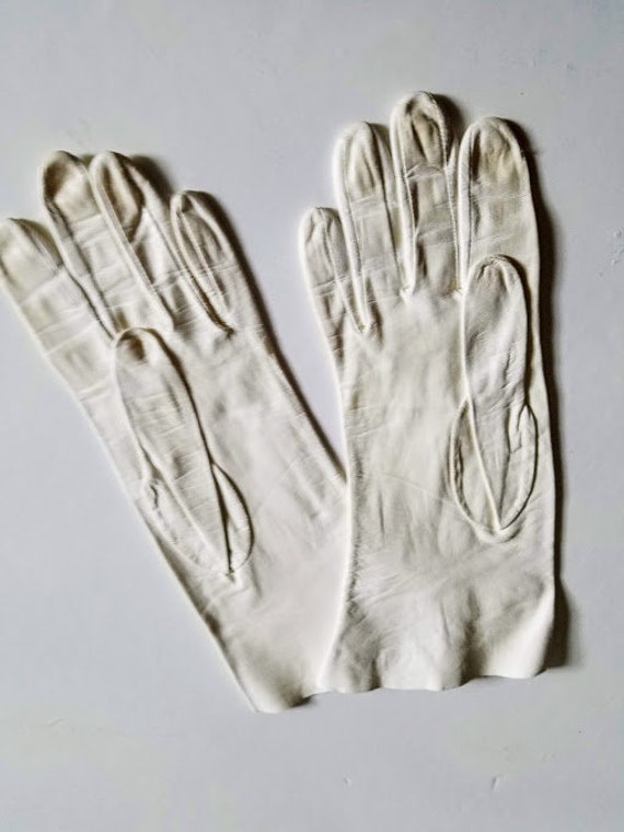 White gloves, vintage gloves, evening gloves, lea… - image 1