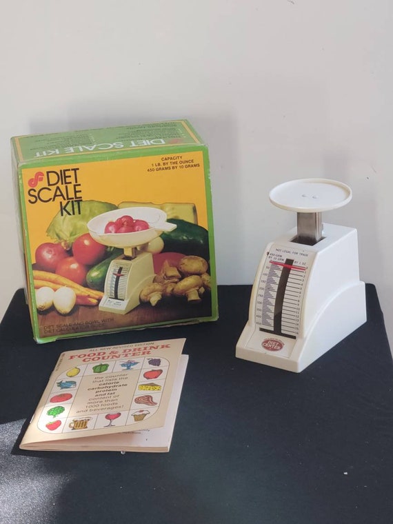 Food and Drink Diet Scale Kit, Vintage With Calorie Counter Booklet 