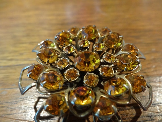 Vintage Amber Rhinestone Brooch - 1950's Atomic S… - image 8