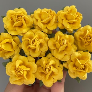10 pcs Small Roses Mulberry Paper - Yellow Color | Artificial Flowers - 27.5 mm (KRY27)