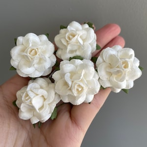 10 pcs Small White Roses Mulberry Paper | Artificial Flowers - 27.5 mm (KRW27)