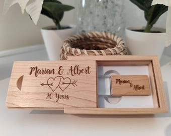 Custom USB with Box – 32GB Engraved Flash Drive for Weddings, Anniversaries, and Photography Gifts – Personalized Logo Gift
