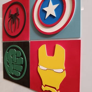 Superhero wood Decorative Wall Art, Set of Frames, Geek Decor, Original Gift for Fans, Ironman, Hulk, Captain America, Spiderman, Avengers