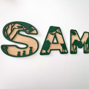 Nome personalizado, Placa de nome de madeira, Letras de safári, Tema de selva, Decoração de parede de quarto infantil, Arte de parede de animal da selva, Letras de madeira personalizadas, Tema de selva