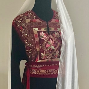 Handmade Palestinian/ Jordanian Thobe