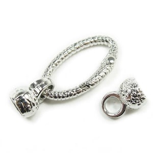 18x32mm Pack Of 2 Silver Plated Spring Textured Oval Loop Metal Clasp