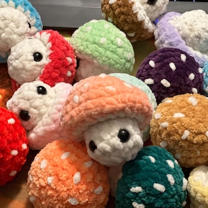 Mushroom Pop Fidget Keychain