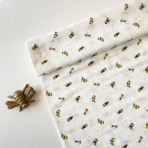 Swaddle Blanket | Baby Blanket | Muslin Swaddle | Baby Gift | Baby Shower Gift | Bees Blanket | Baby Wrap Blanket | New Baby Gift