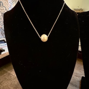 Singola perla su catena regolabile in argento sterling