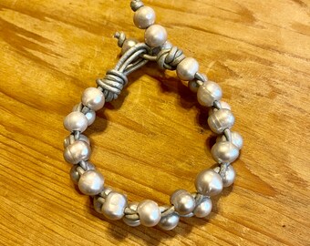 Silber Perle und Leder Armband