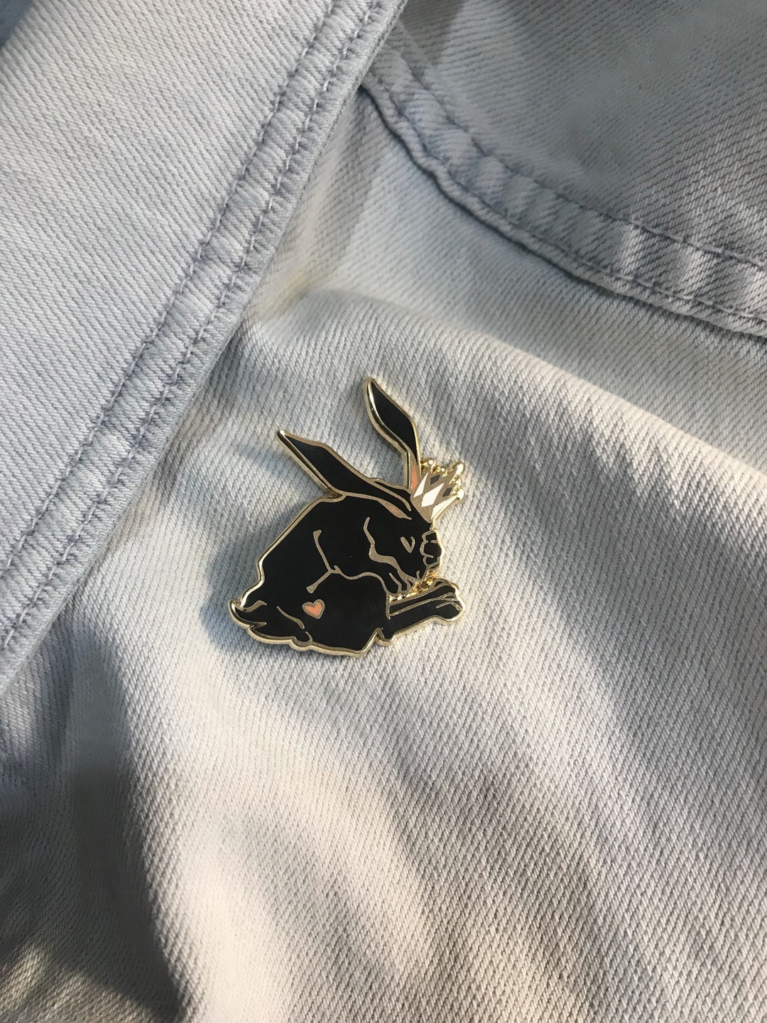 Kings Surrender to All - Black Rabbit Pin - Etsy