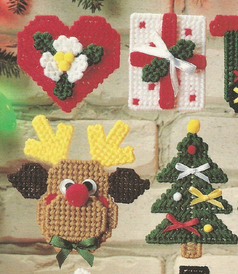Christmas bear counted cross stitch pattern PDF Plastic canvas Cute animal Holiday decor Christmas tree ornaments embroidery