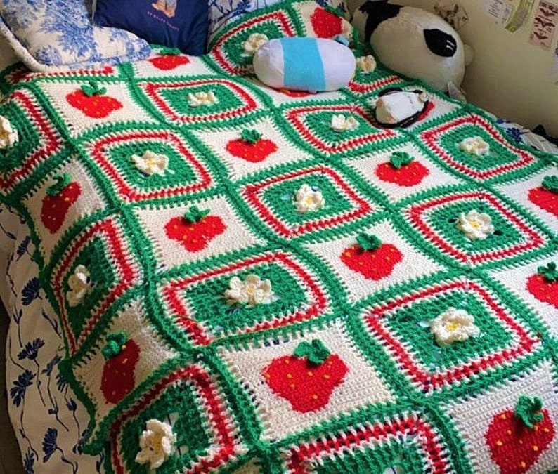 Vintage Crochet Afghan Pattern Strawberries & Rosette Blossoms Etsy