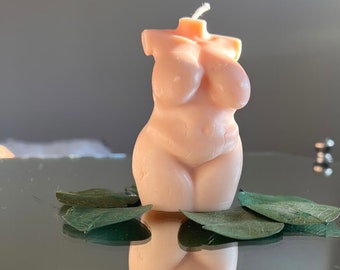 Curvy goddess body candle