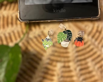 Kindle, USB-C/ Mirco USB/ iPhone/ipad plug charm
