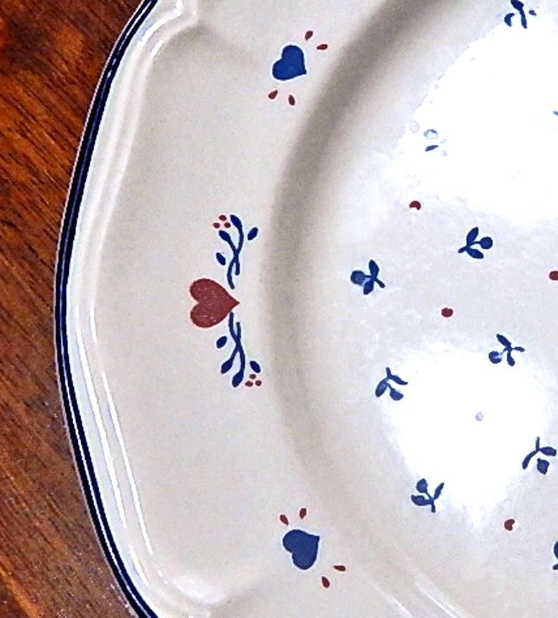 Vintage Stoneware Plates,mid Century Modern Stoneware Heart Plates,1960s Dinnerware,used