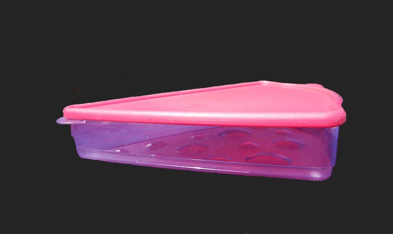 Tupperware Storage Keep N Heat Slice Keeper Pie Taker Lunch Triangle Fiesta Red Cover Clear Base