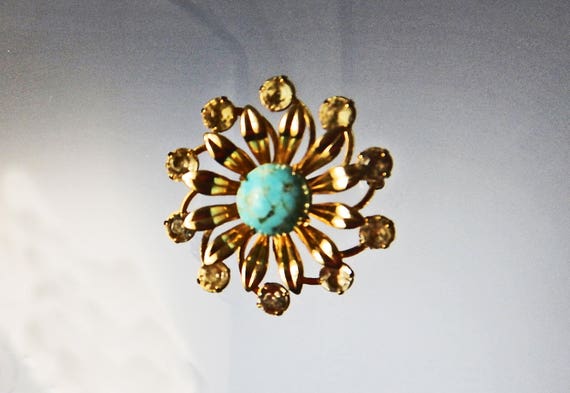 Turquoise Starburst Brooch Bordered with Crystals… - image 4