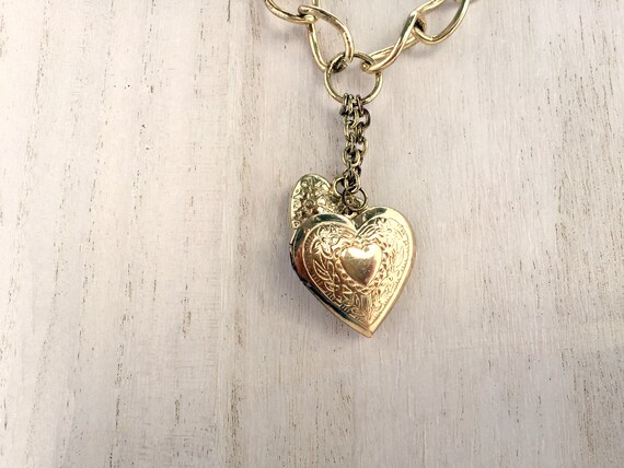 VQYSKO Locket Necklace-Photo Locket Necklace-Heart Locket Pendant