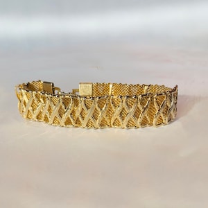 Elegant Layered Gold Mesh Metal Bangle Bracelet - Minimalist Boho Jewelry for Women
