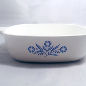 CorningWare Casserole, Corningware Blue Cornflower,  1960&#39;s 1.5 Quart Casserole Dish
